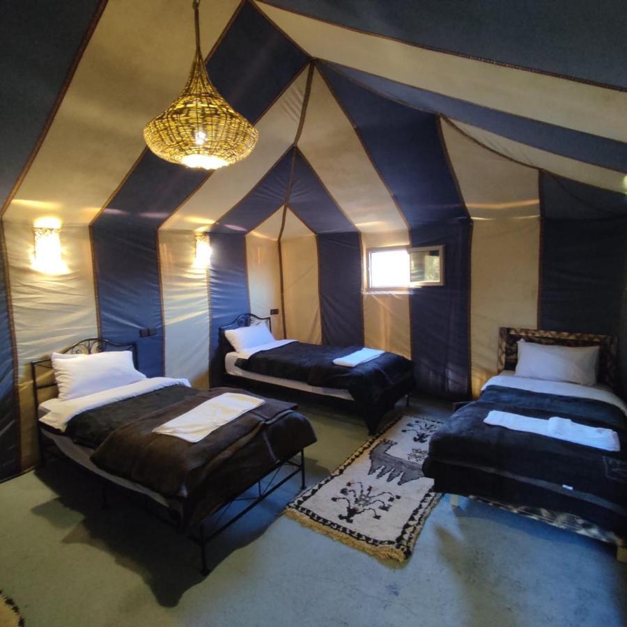 Готель Tafouyte Luxury Camp Мерзуга Екстер'єр фото