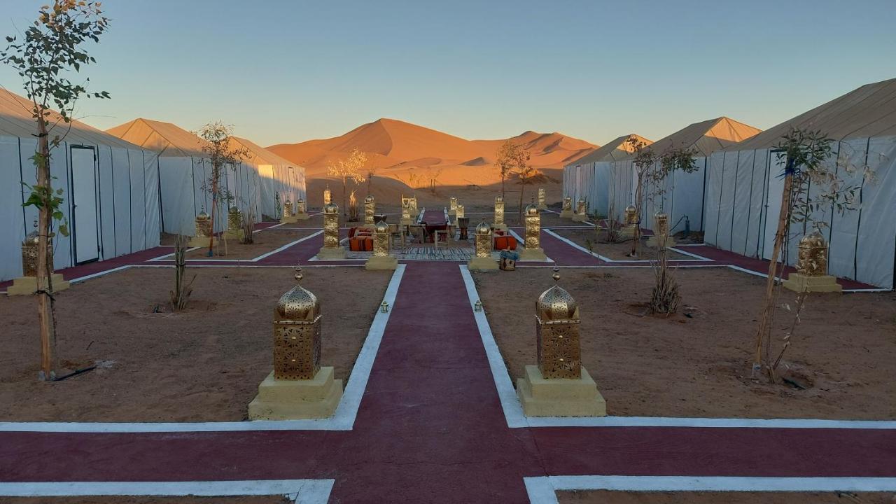 Готель Tafouyte Luxury Camp Мерзуга Екстер'єр фото