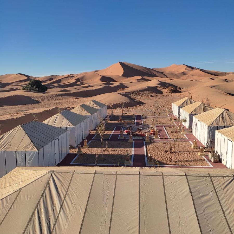 Готель Tafouyte Luxury Camp Мерзуга Екстер'єр фото